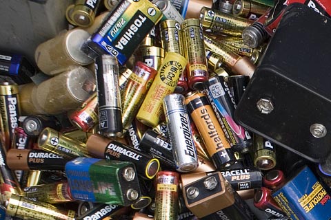 惠城龙丰高价回收德赛电池DESAY电池,废旧电池回收